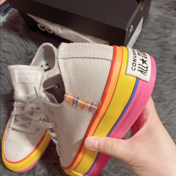 Converse Lift Ox Platform Pride Sneakers Trainers - Picture 2 of 6